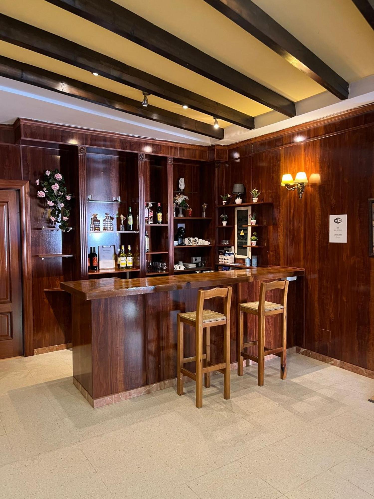 Hospedium Hotel Blu Fonseca Пелигрос Экстерьер фото